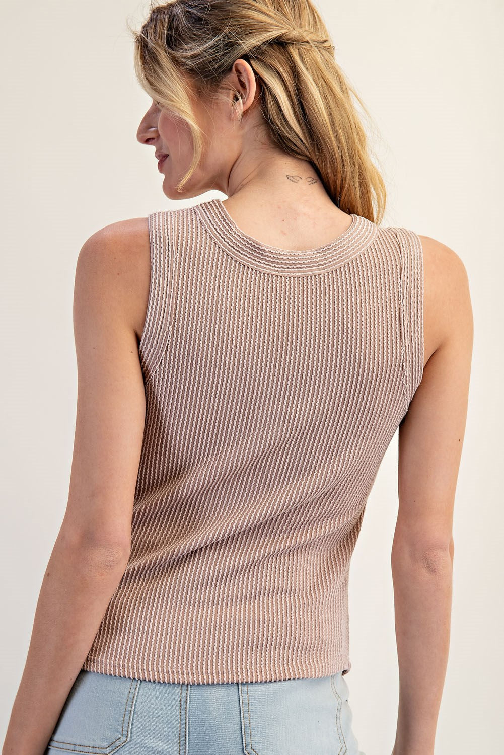 Twist & Thread Tank