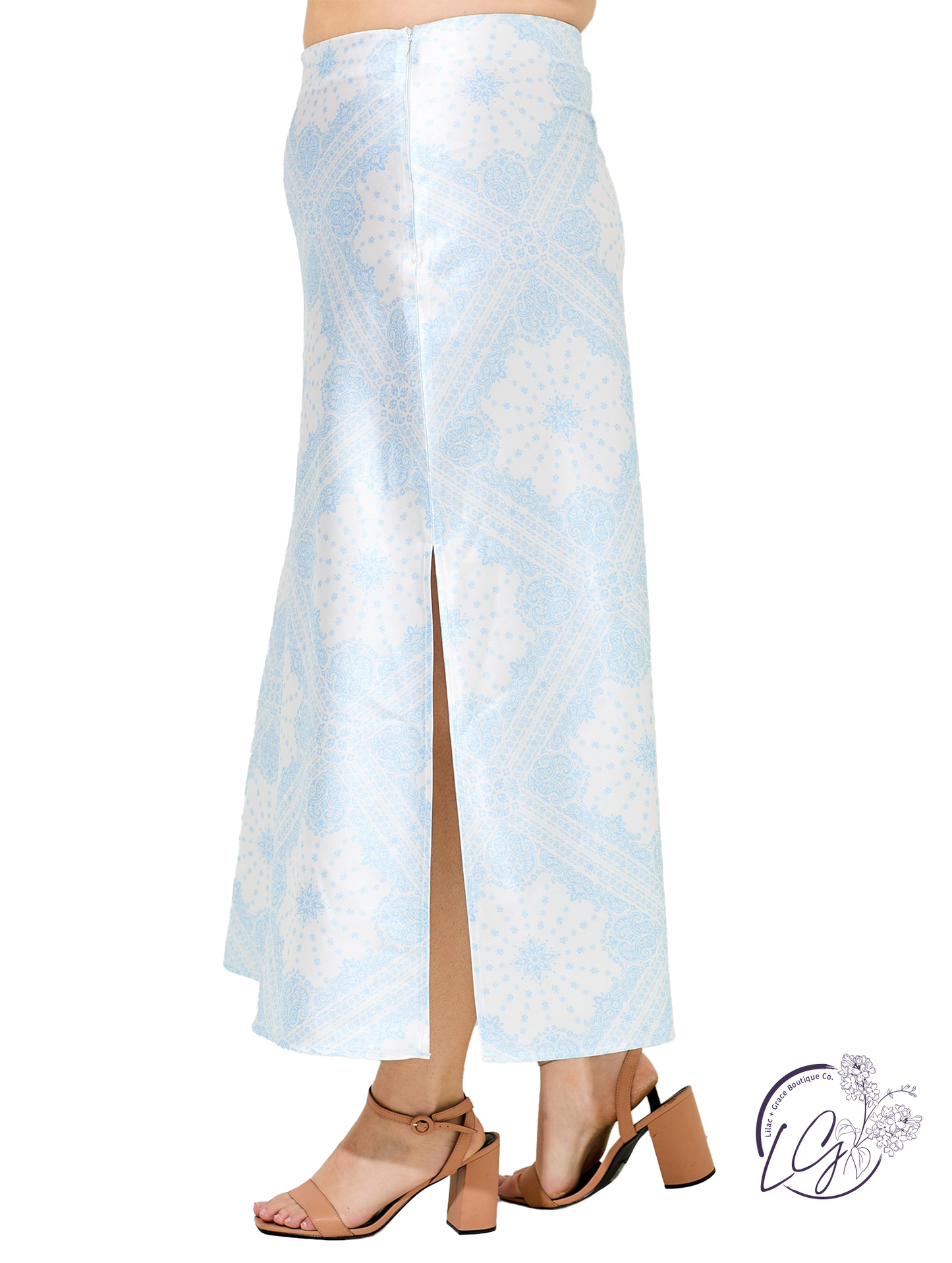 Curvy Glide in Pattern Skirt