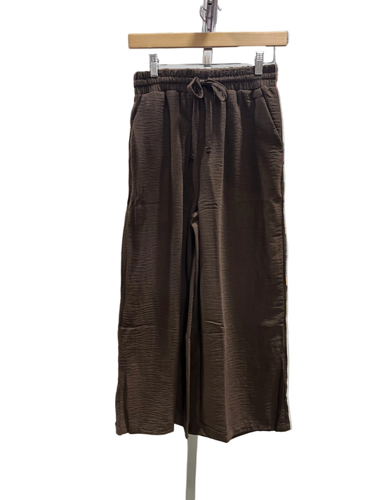 Easy Escape Capri Pants