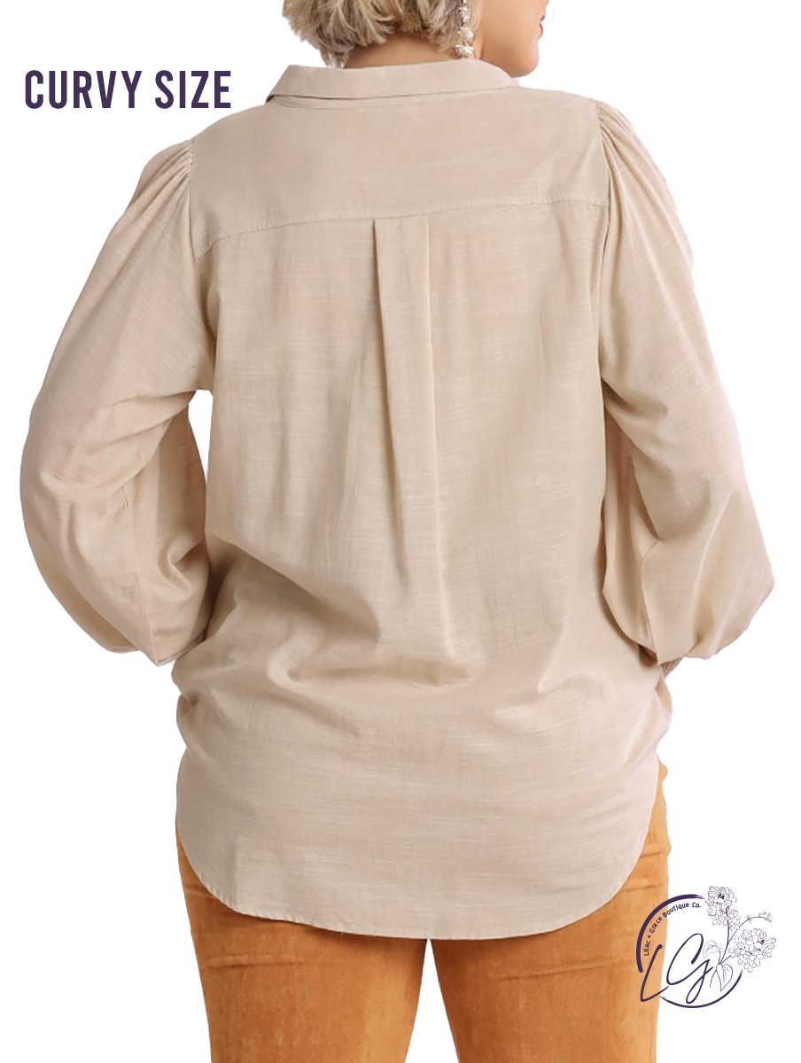 (Sale) Curvy Keep Going Collared Long Sleeve