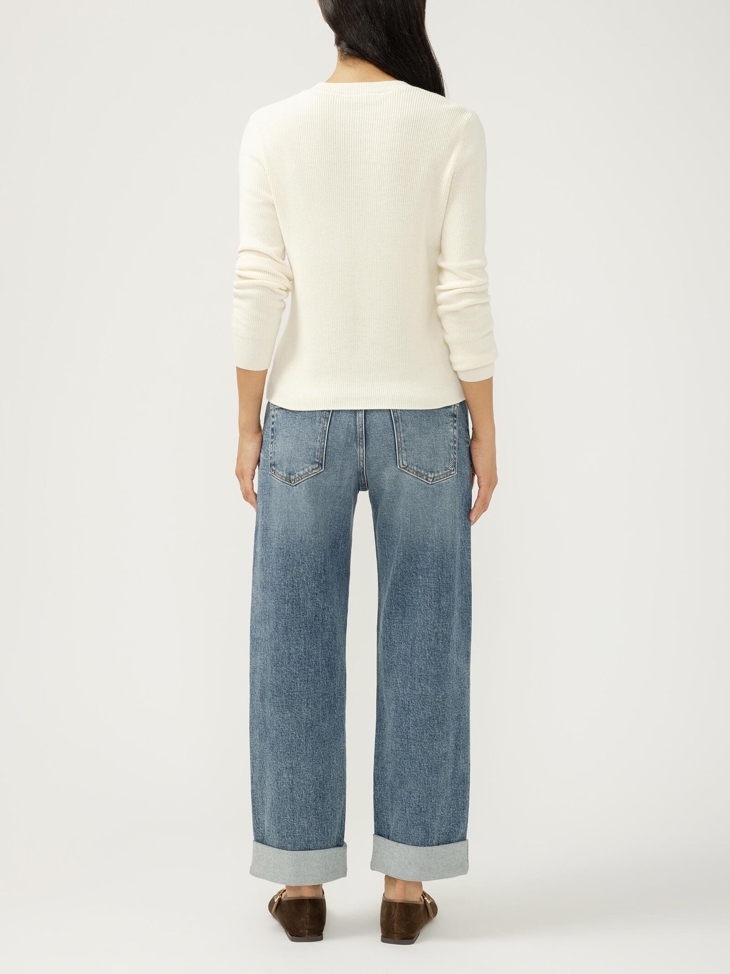 Quinn Mid Rise Straight Leg Ankle by Silver Jeans Non Distressed
